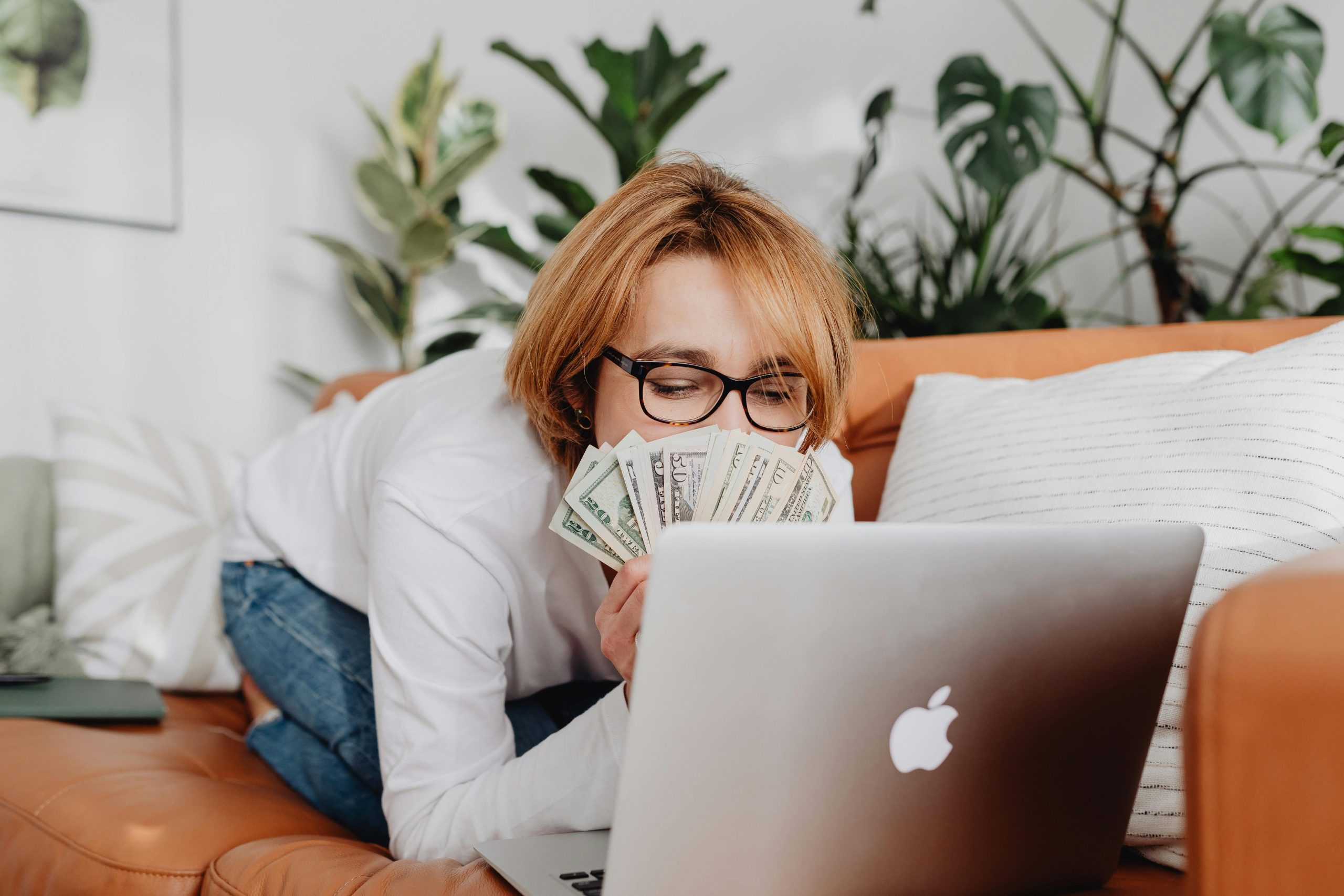 Earn money online ()